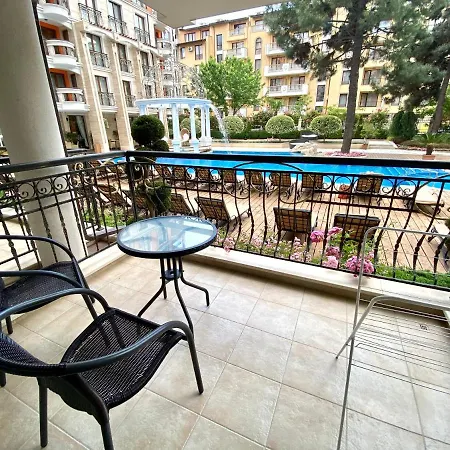 Apartmán Bratanov Harmony Palace Studio